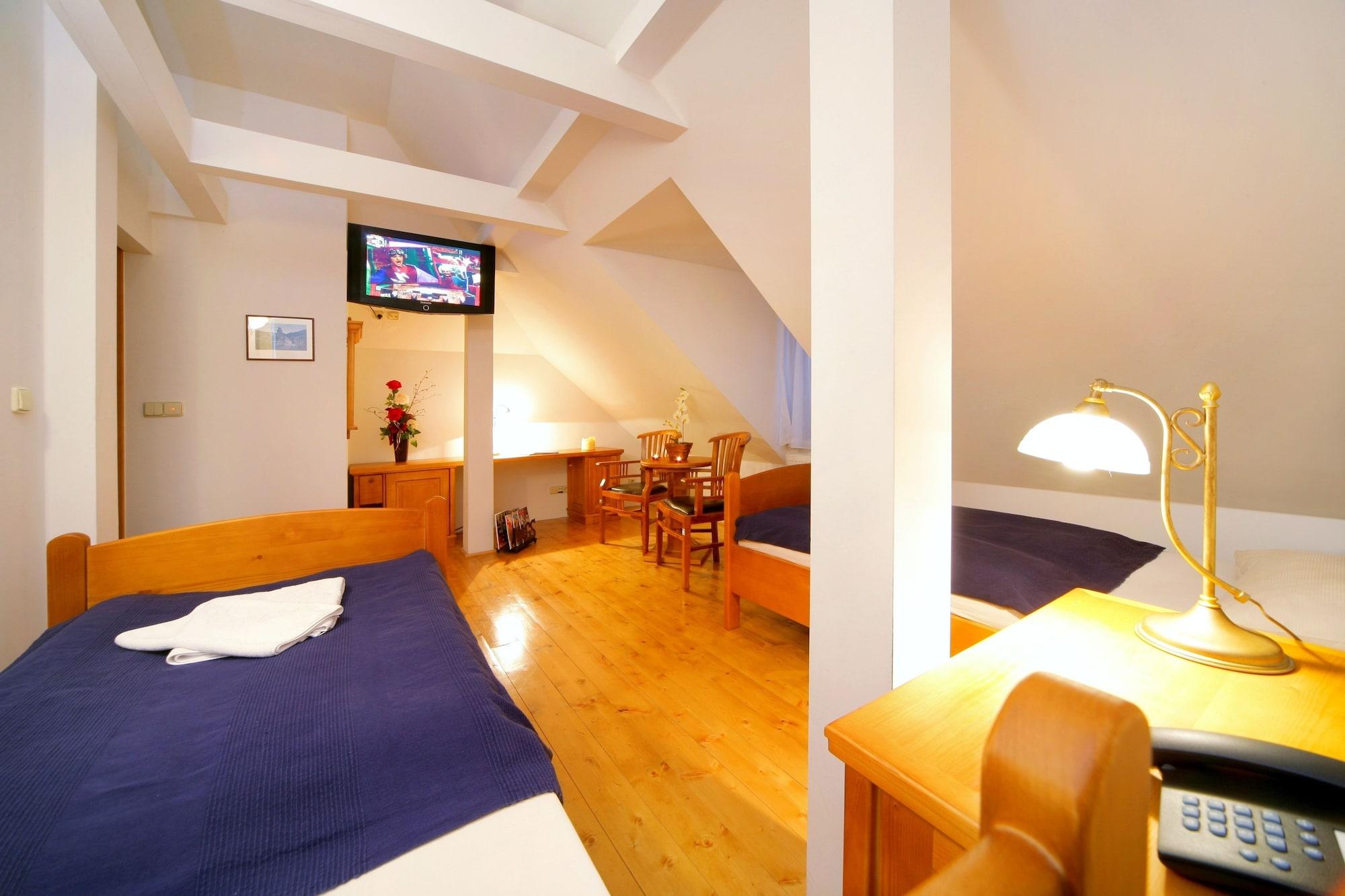Hotel Pizzeria Belmonte Špindlerŭv Mlýn Eksteriør bilde