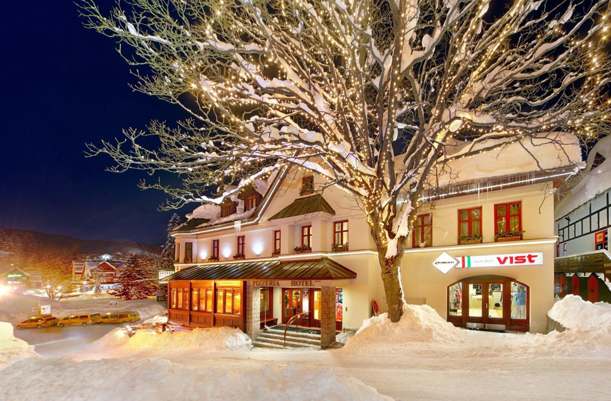 Hotel Pizzeria Belmonte Špindlerŭv Mlýn Eksteriør bilde
